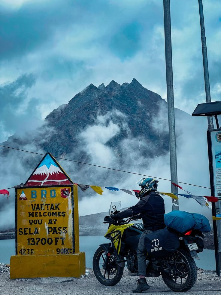 Leh Ladakh Bike Trip | FREE Excursion to Chang-la Pass